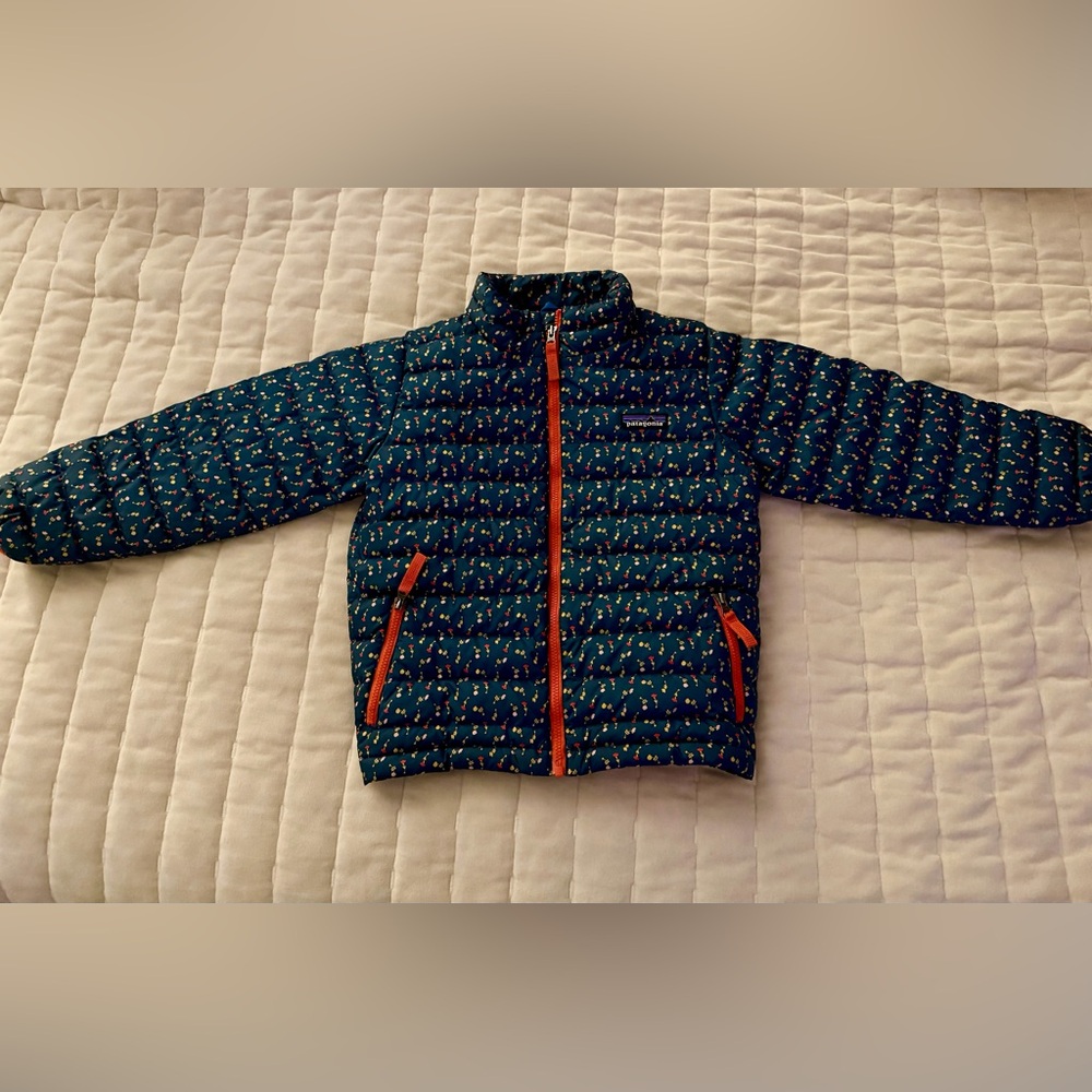 Patagonia down puffer jacket 5t